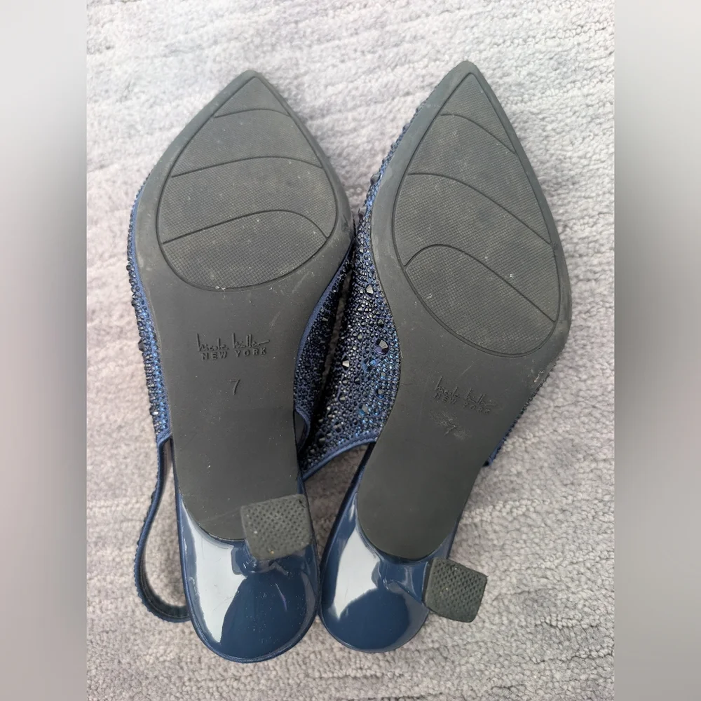 Elegant Blue Slingback Kitten Heels - Picture 4 of 4